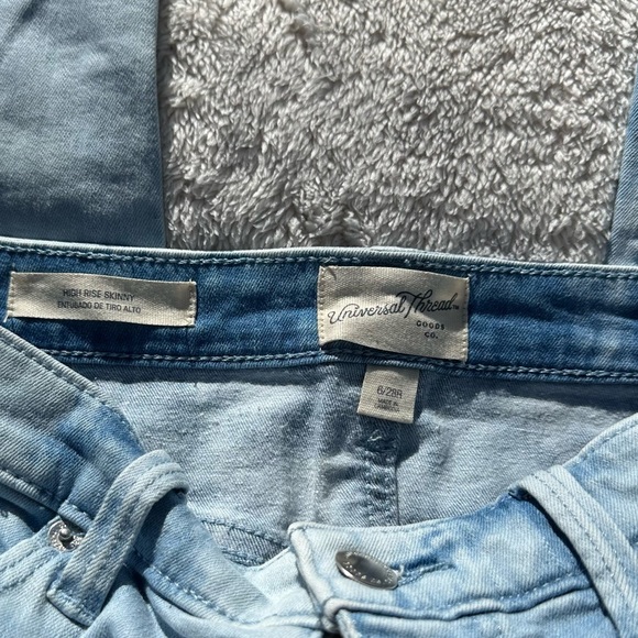 Universal Thread High Rise Skinny Jeans - Picture 2 of 5